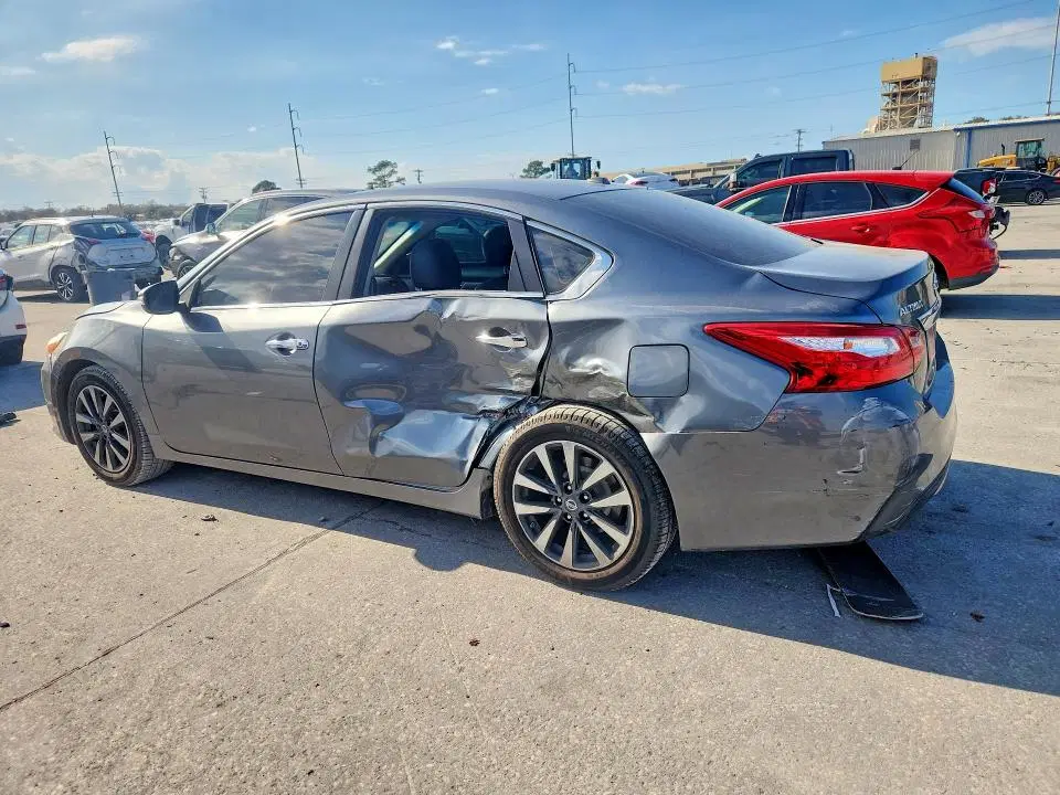 2017 NISSAN ALTIMA VIN 1N4AL3AP0HC223079 фото 3