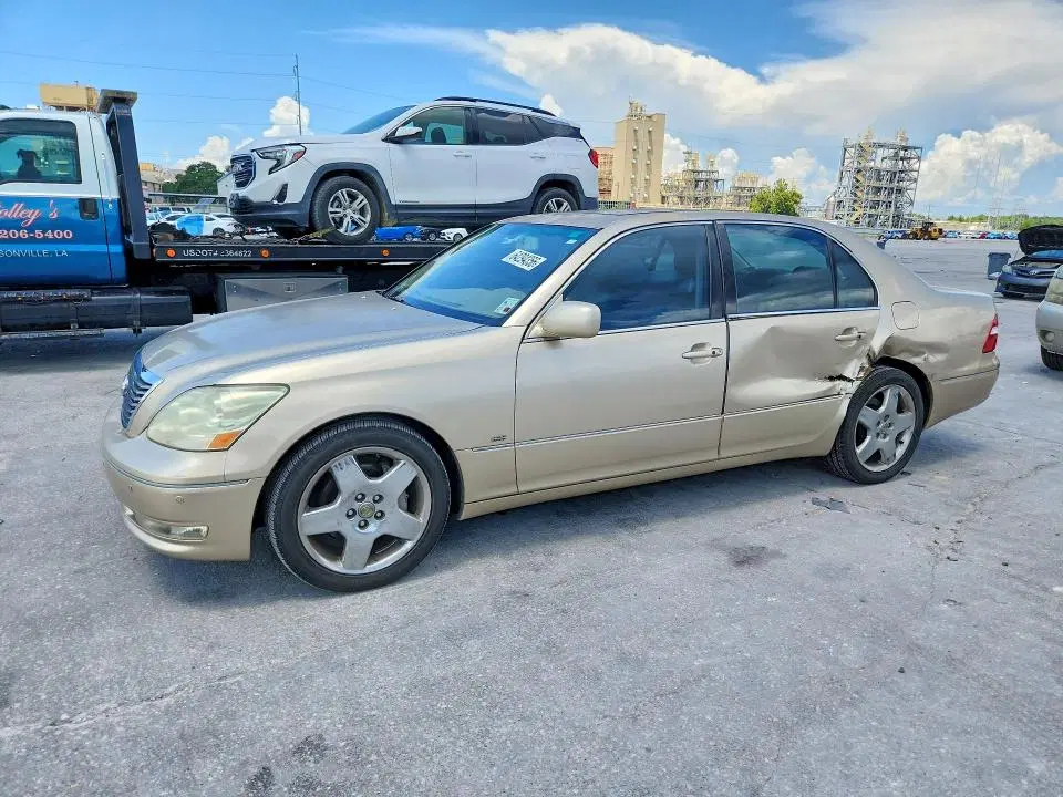 JTHBN36FX40149205 — 2004 Lexus LS, Боковая часть (Side), фото до ремонта