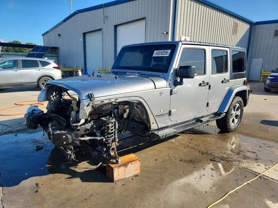 1C4HJWEGXHL677379 — 2017 Jeep Wrangler Unlimited, Передняя часть (Front End), фото до ремонта