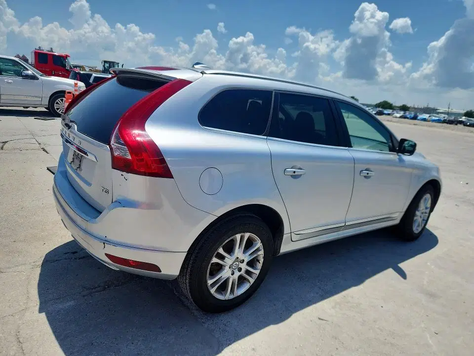 2016 VOLVO XC60 VIN YV440MDK0G2836682 фото 3
