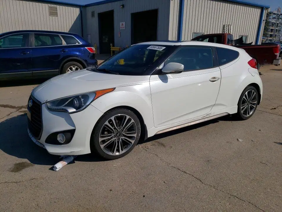 KMHTC6AE6GU280085 — 2016 Hyundai Veloster, Передняя часть (Front End), фото до ремонта