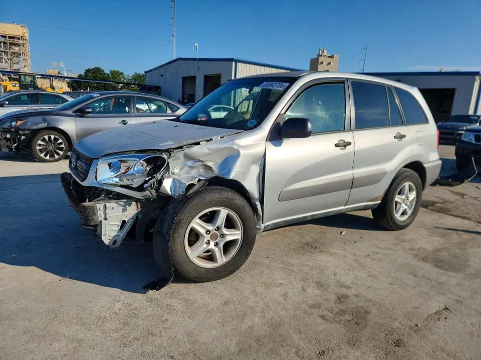 JTEGD20V150062388 — 2005 Toyota RAV4, Передняя часть (Front End), фото до ремонта
