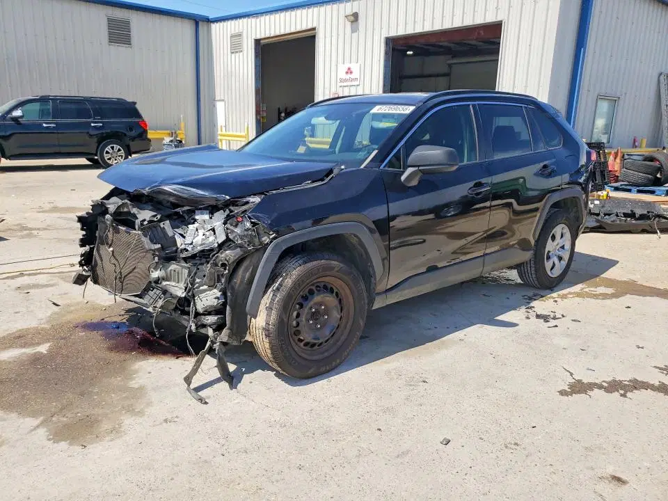 JTMH1RFVXKD013079 — 2019 Toyota RAV4, Передняя часть (Front End), фото до ремонта