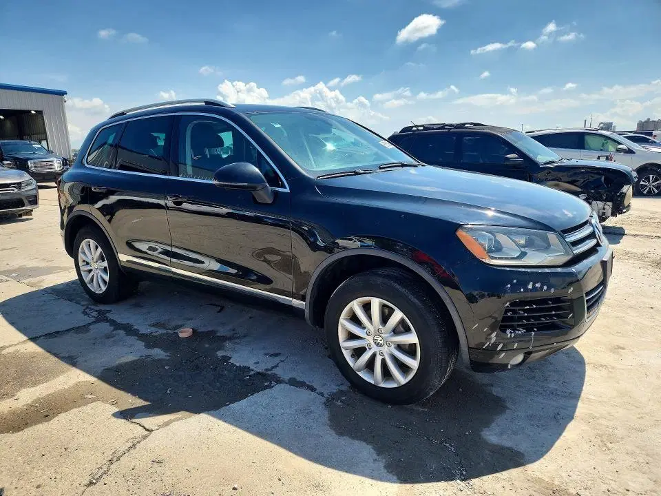 2011 VOLKSWAGEN TOUAREG VIN WVGFF9BPXBD003633 фото 4