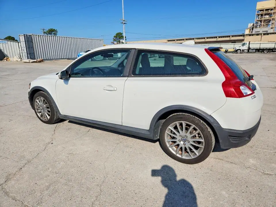 2010 VOLVO C30 VIN YV1672MK4A2174182 фото 2