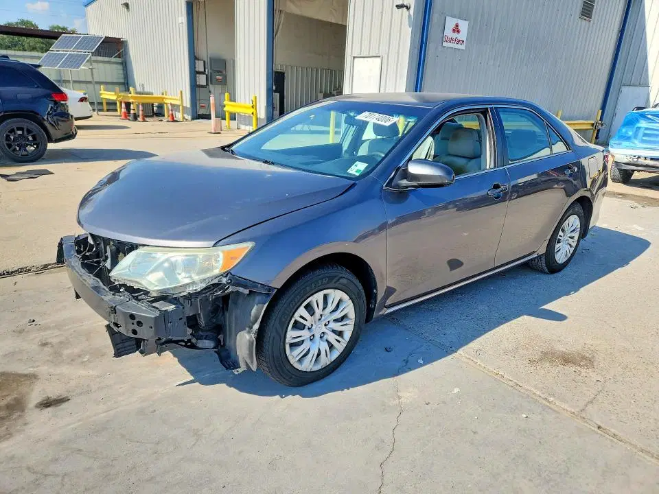 4T4BF1FK8ER434612 — 2014 Toyota Camry, Передняя часть (Front End), фото до ремонта