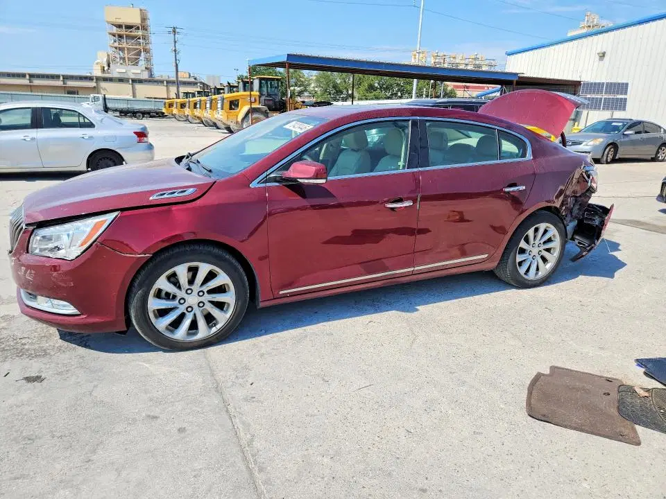 1G4GD5G34GF277379 — 2016 Buick LaCrosse, Задняя часть (Rear End), фото до ремонта