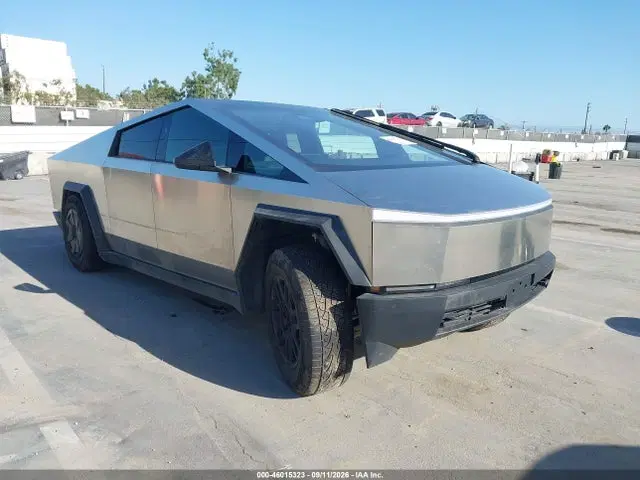 7G2CEHED8SA058834 — 2025 Tesla Cybertruck ALL-Wheel Drive, Левый бок (Left Side), фото до ремонта