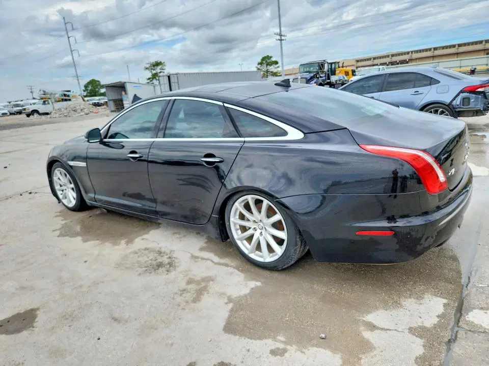 SAJWJ1CD5D8V45373 — 2013 Jaguar XJ, Мелкие вмятины и царапины (Minor Dent/Scratches), фото до ремонта