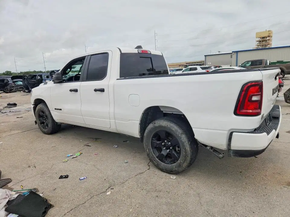 2025 RAM 1500 VIN 1C6SRECGXSN590838 фото 2