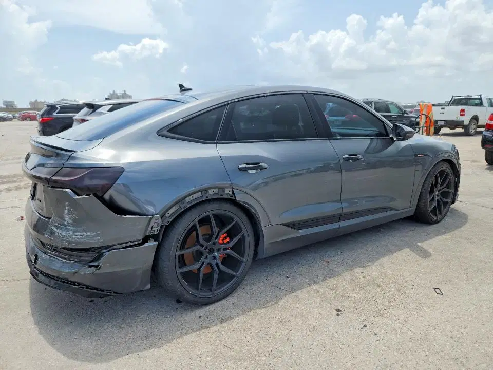 2021 AUDI E-TRON VIN WA11AAGE7MB010103 фото 3