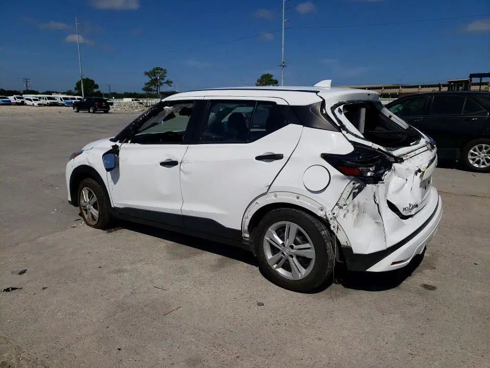 2023 NISSAN KICKS VIN 3N1CP5BV1PL491127 фото 2