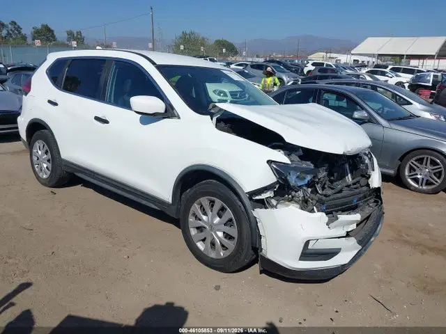 KNMAT2MV4HP549913 — 2017 Nissan Rogue S, Передняя часть (Front End), фото до ремонта