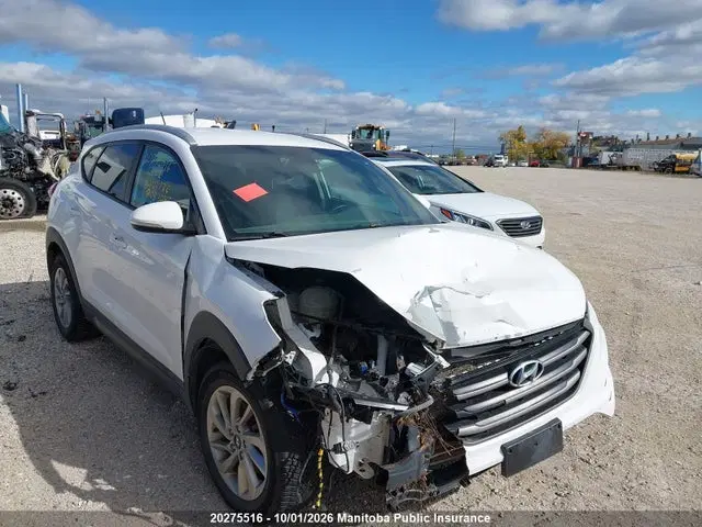 KM8J3CA42GU083055 — 2016 Hyundai Tucson, Передняя часть (Front), фото до ремонта