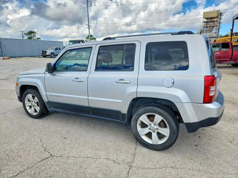 2012 JEEP PATRIOT VIN 1C4NJPCB1CD622094 фото 2