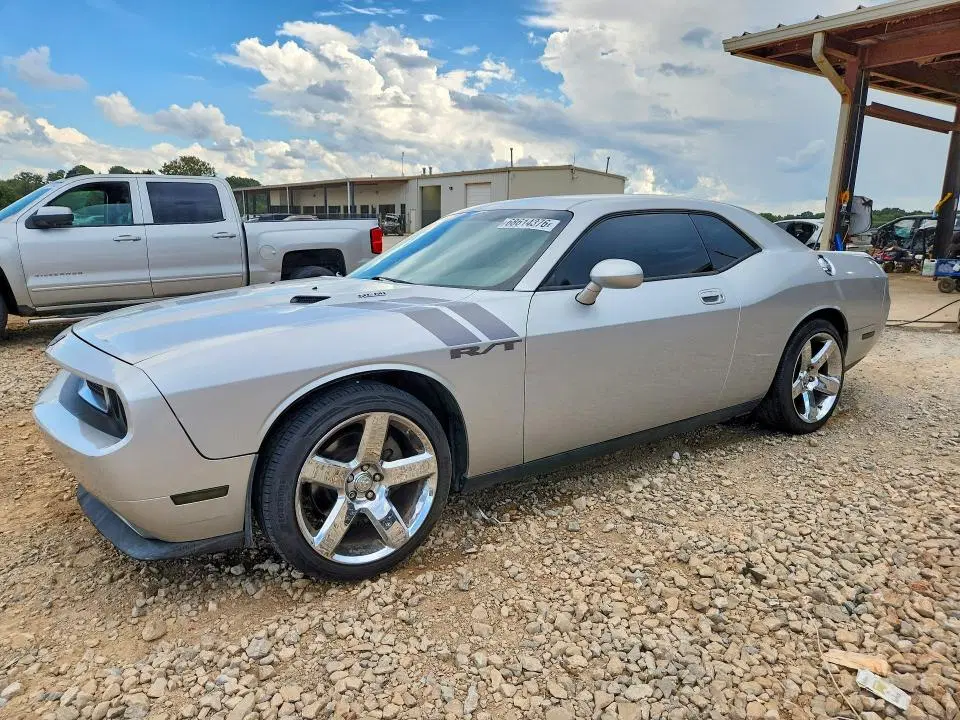 2B3LJ54TX9H541532 — 2009 Dodge Challenger, Передняя часть (Front End), фото до ремонта
