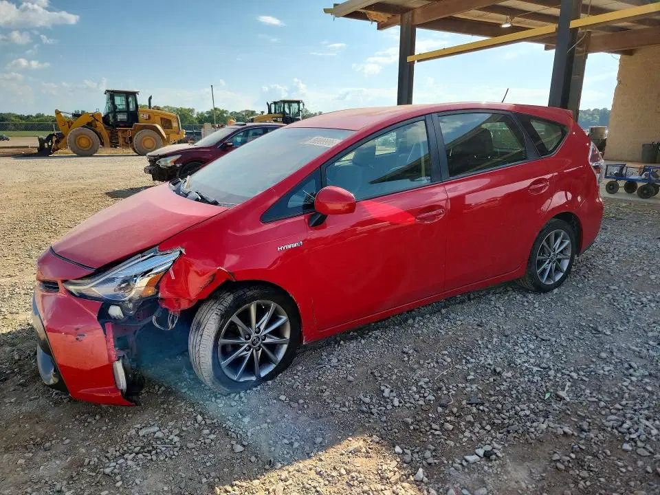 JTDZN3EUXGJ047692 — 2016 Toyota Prius V, Передняя часть (Front End), фото до ремонта