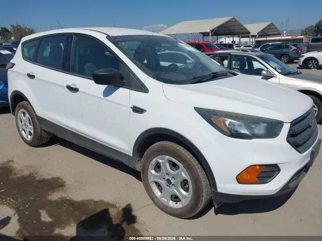 1FMCU0F75JUB44588 — 2018 Ford Escape S, Естественный износ (Normal Wear & Tear), фото до ремонта