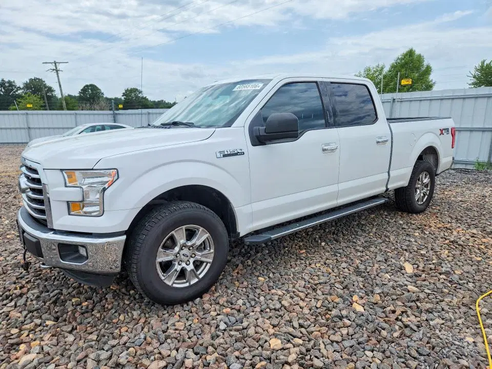 1FTFW1EF2GFC19626 — 2016 Ford F-150, Град (Hail), фото до ремонта