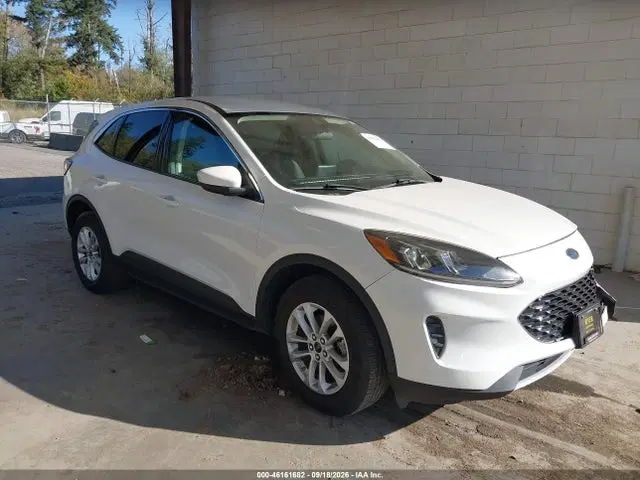 1FMCU9G62LUA86324 — 2020 Ford Escape SE, Передняя часть (Front End), фото до ремонта