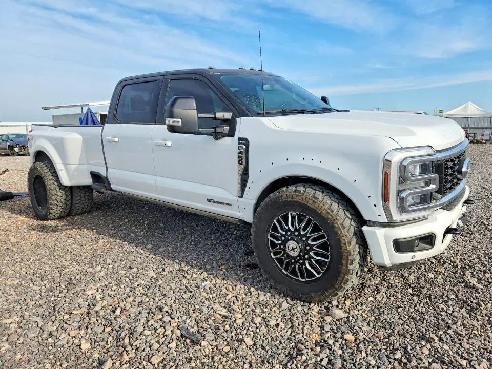 2024 FORD F450 VIN 1FT8W4DT4REF04306 фото 4