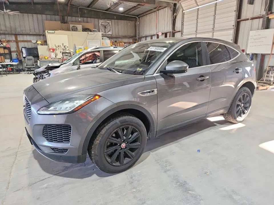 SADFJ2FX9J1Z15632 — 2018 Jaguar E-Pace, Механические повреждения (Mechanical), фото до ремонта