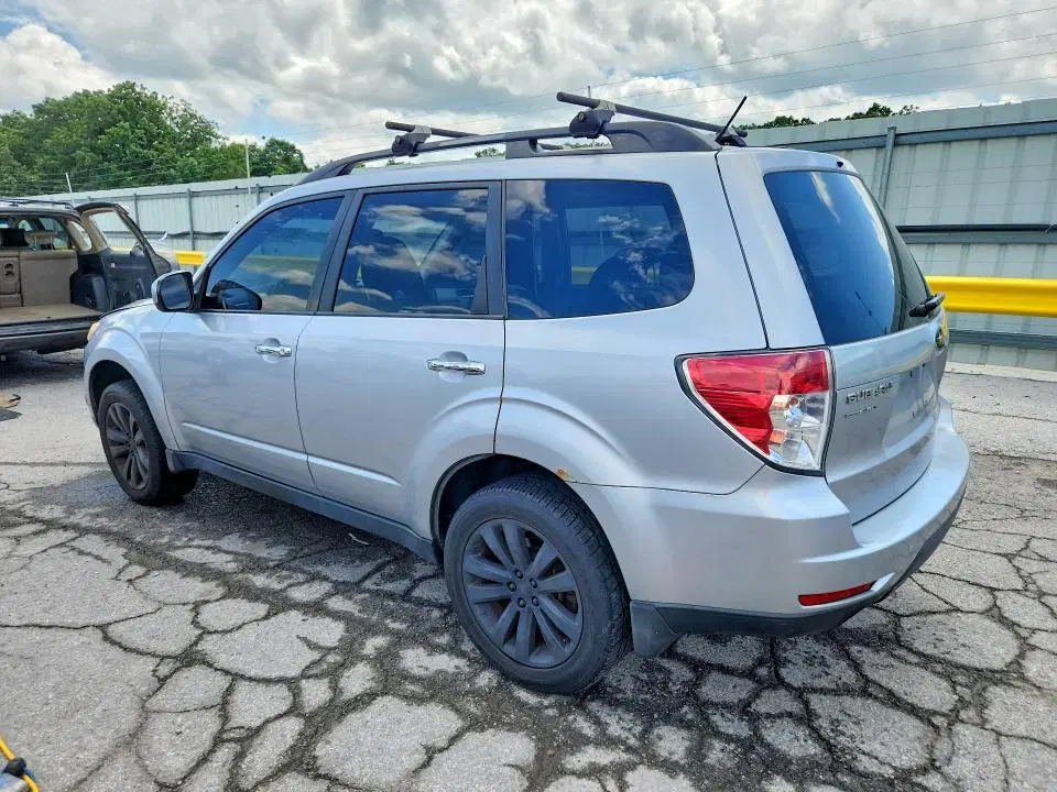 2013 SUBARU FORESTER VIN JF2SHADC5DH445905 фото 2