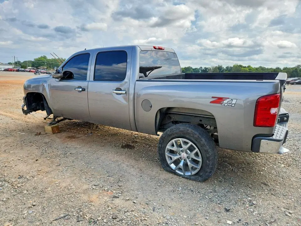 2013 CHEVROLET SILVERADO VIN 3GCPKSE76DG125645 фото 2
