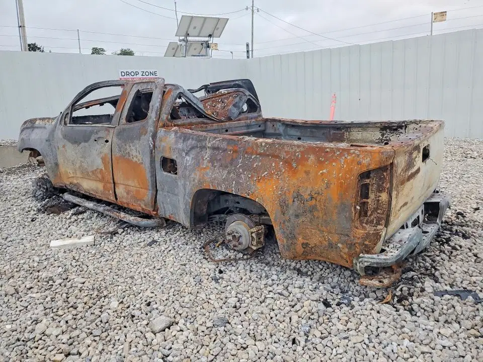 2018 GMC CANYON VIN 1GTH6CEN0J1127253 фото 2
