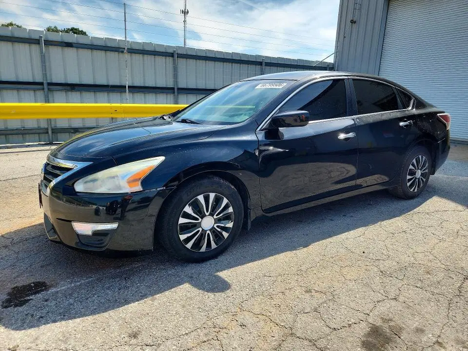 1N4AL3AP2FN408249 — 2015 Nissan Altima, Боковая часть (Side), фото до ремонта
