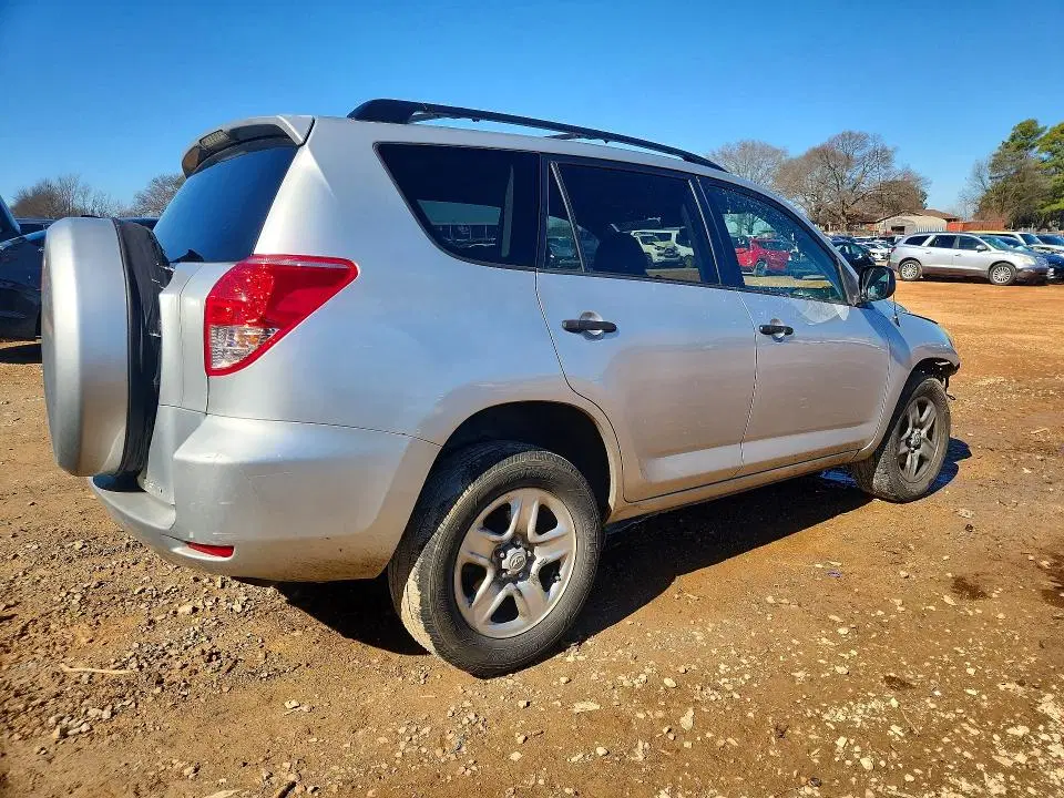 JTMZK33V076008343 — 2007 Toyota RAV4, Передняя часть (Front End), фото до ремонта