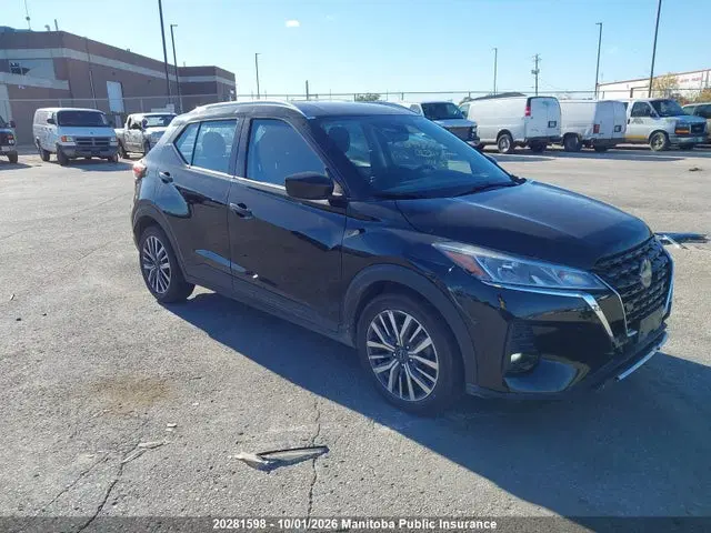 3N1CP5CV6SL468580 — 2025 Nissan Kicks Play SV, Град (Hail), фото до ремонта