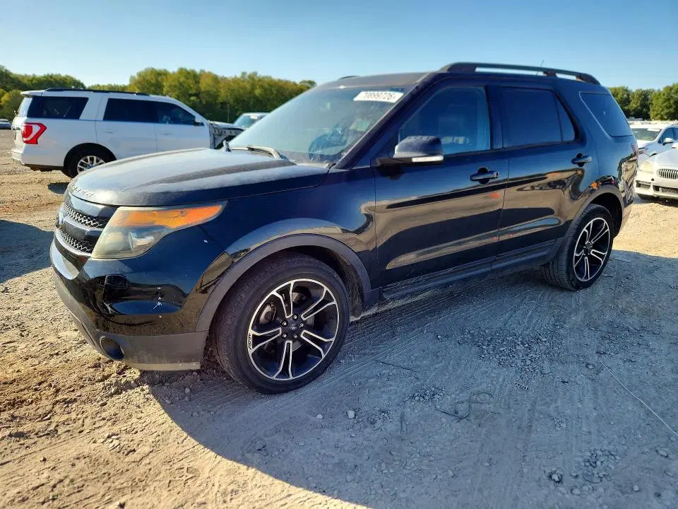 1FM5K8GT2FGA33706 — 2015 Ford Explorer, Мелкие вмятины и царапины (Minor Dent/Scratches), фото до ремонта