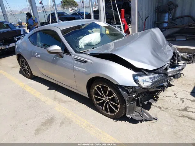 JF1ZCAC15J9602873 — 2018 Subaru Brz Limited, Передняя часть (Front End), фото до ремонта