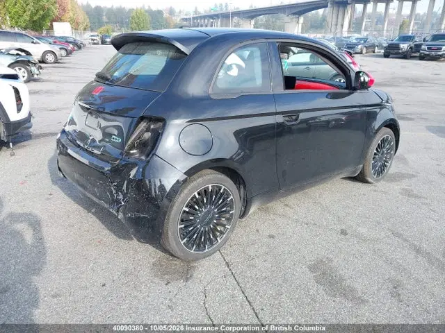 2024 Fiat 500e Red VIN ZFAFFAA45RX220150 фото 4