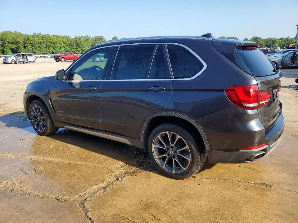 5UXKR0C54J0X85208 — 2018 BMW X5, Мелкие вмятины и царапины (Minor Dent/Scratches), фото до ремонта
