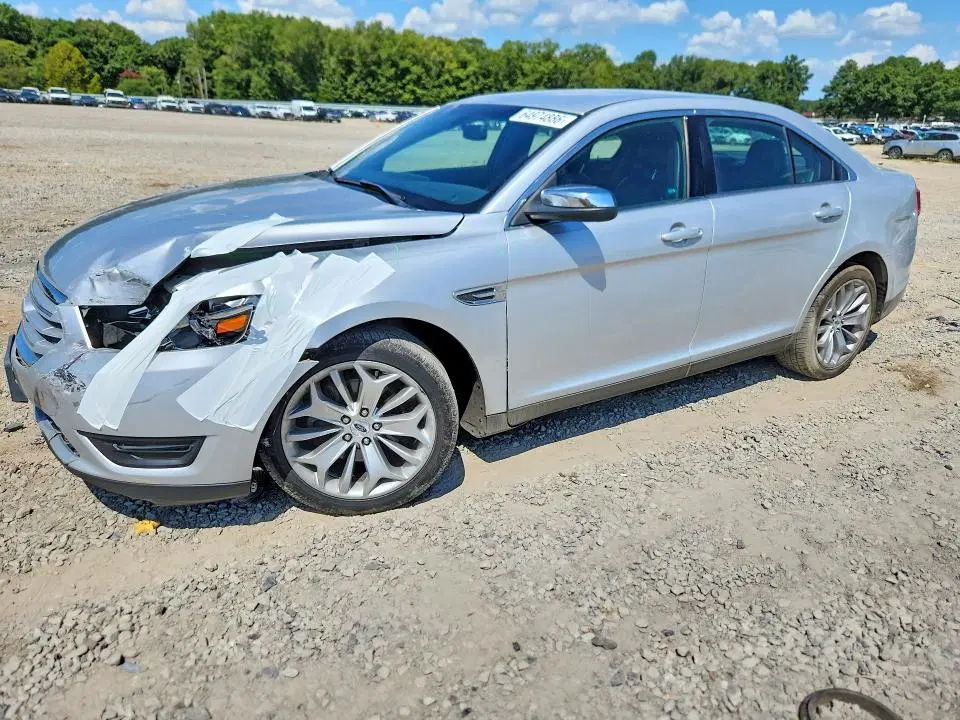 1FAHP2F87GG114317 — 2016 Ford Taurus, Передняя часть (Front End), фото до ремонта