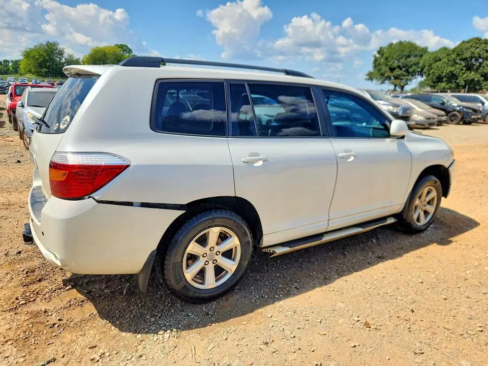 2010 TOYOTA HIGHLANDER VIN 5TDKK3EH2AS021126 фото 3