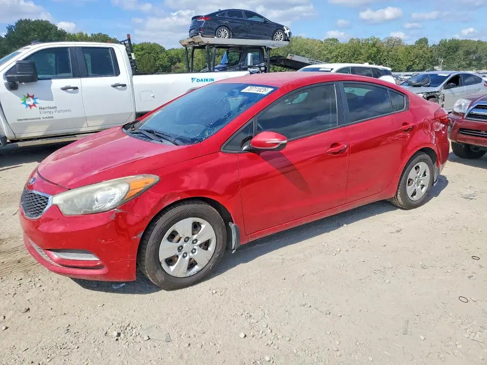 KNAFX4A66G5553990 — 2016 Kia Forte, Передняя часть (Front End), фото до ремонта